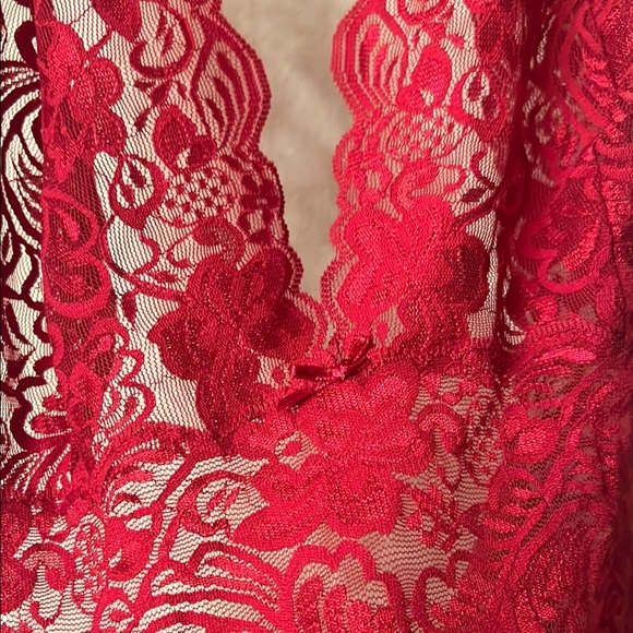 Fredericks Red Lace Chemise with Plunging Neckline and High-Cut Legs - Picture 8 of 8